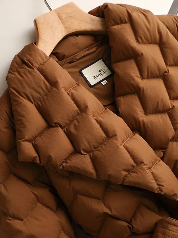 Antonella™ | Manteau Élégant en Plumes avec Ceinture
